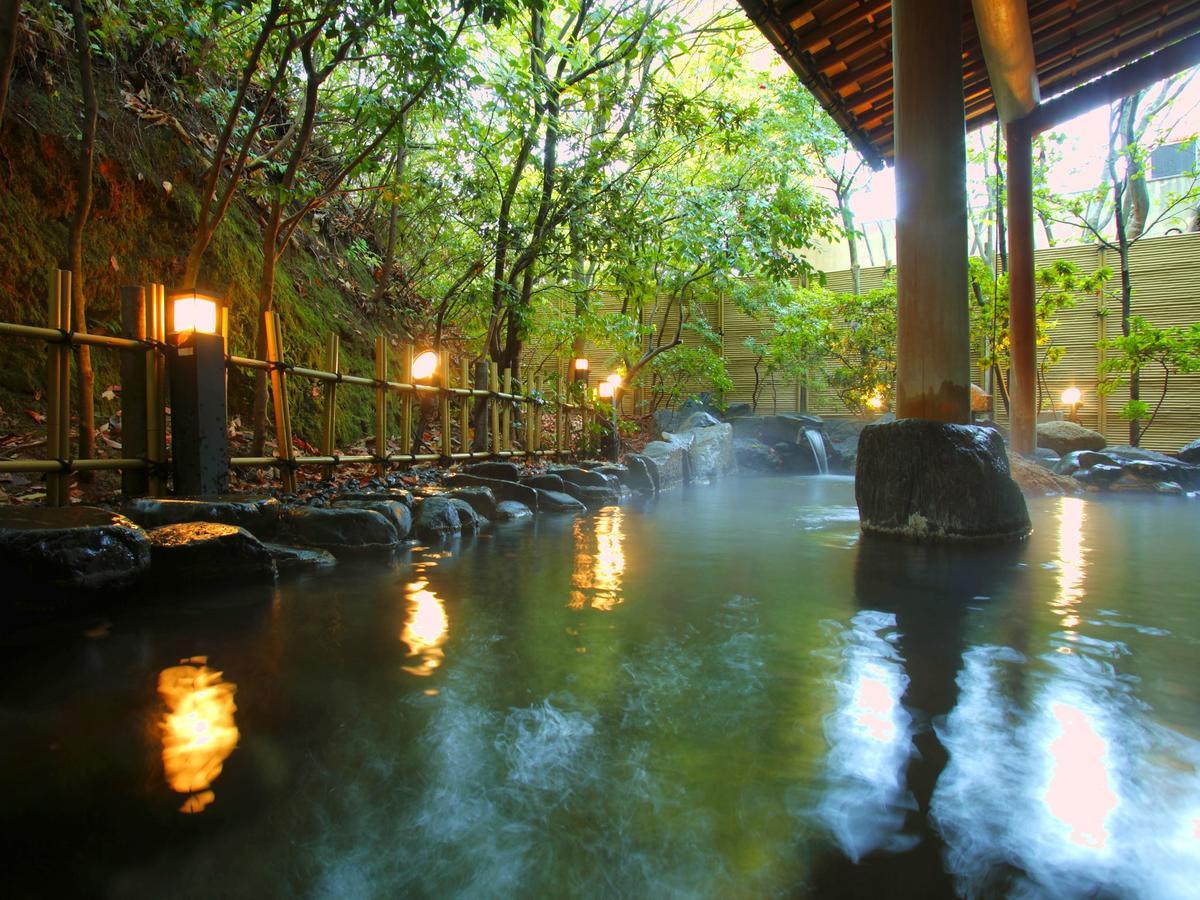 Hotel Yamashiro Onsen Midori No Yado Bansyoukaku Kaga  Exterior foto